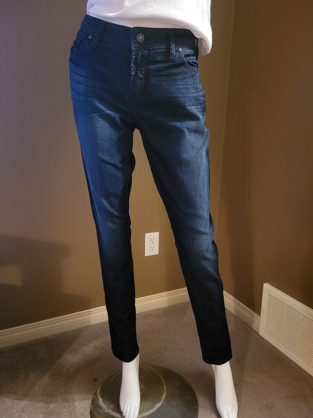 Silver Jeans Ladies Slim Straight Dotted Dark Blue Jean